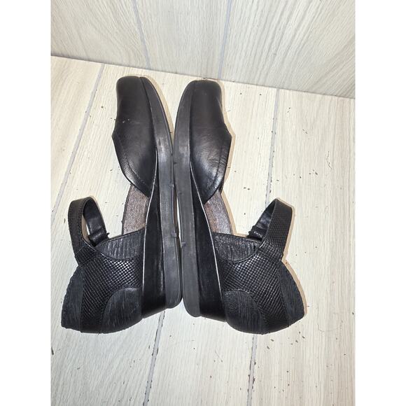 OTBT Black Leather Salem Mary Jane Hidden Wedge Women's Size 8.5 Whimsigoth - Picture 4 of 11